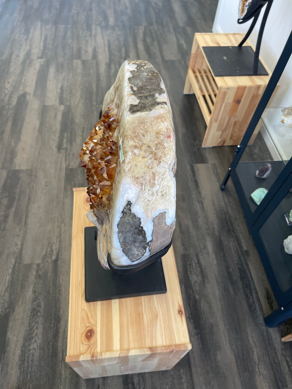 Citrin Druse auf Metallständer – 36,9 kg