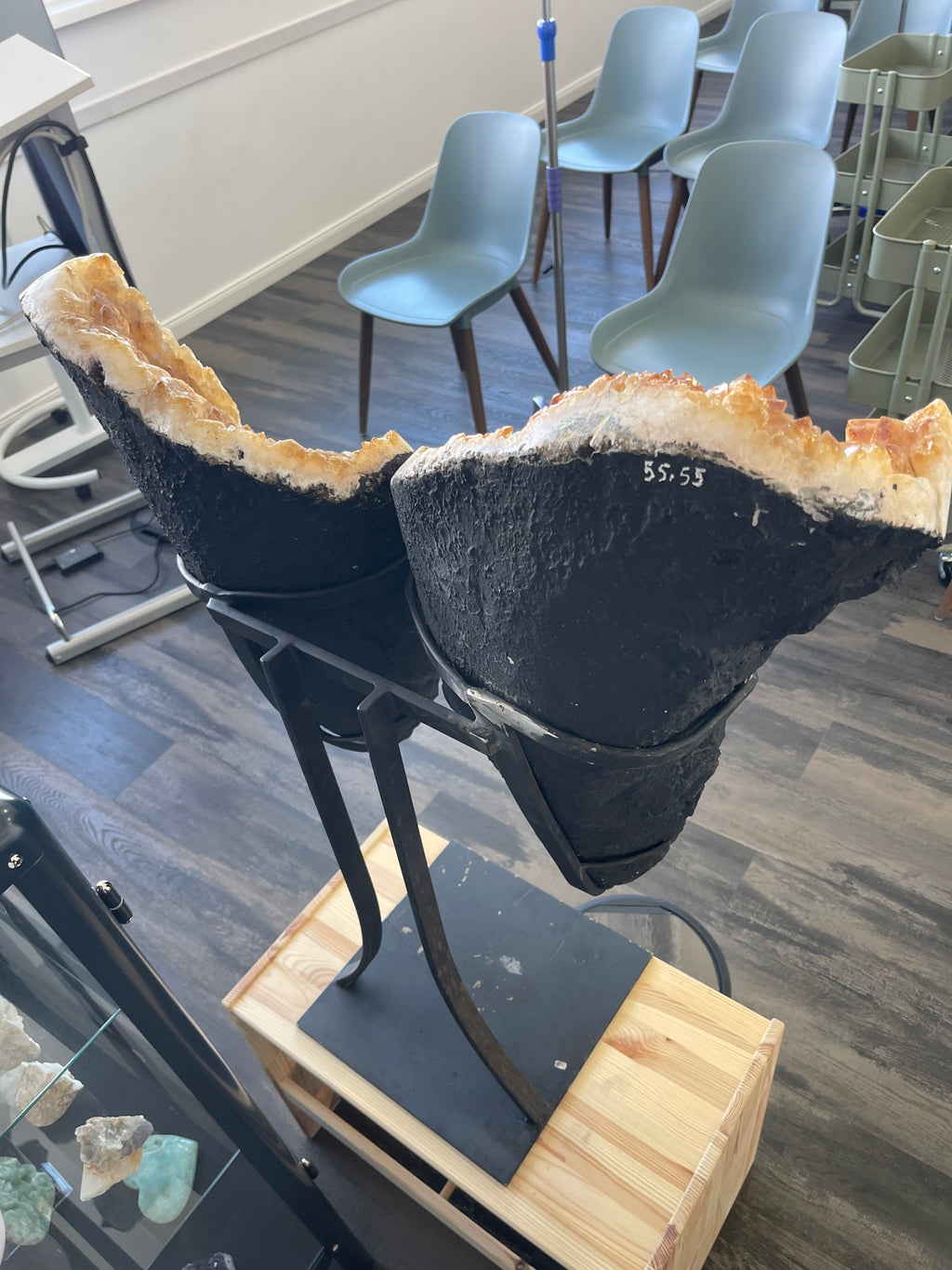 Citrin Kristallflügel – 55,55 kg
